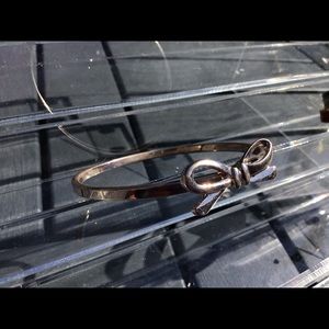 Cute grey bow bangle